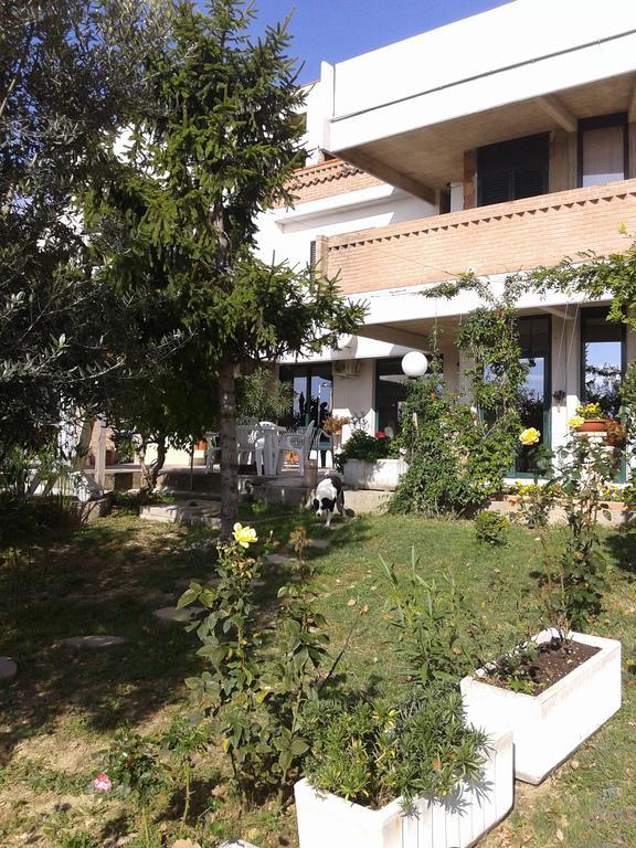 Villa Giuseppe Розето дели Абруци Стая снимка